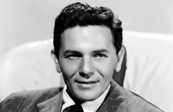 Cat:_58pc_X4ozg= John Garfield